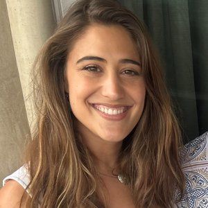 Meet your Posher, Maria
